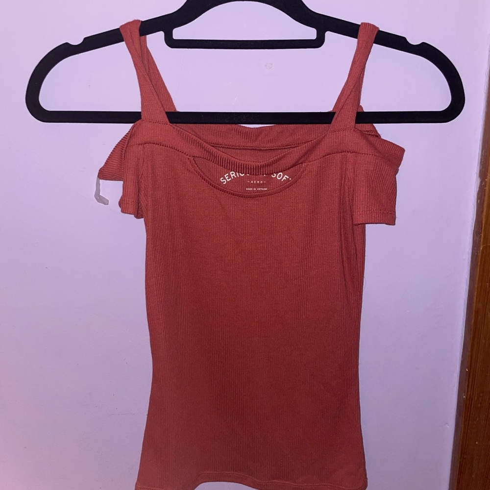 aeropostale peach ribbed top with shoulder and chest cutouts